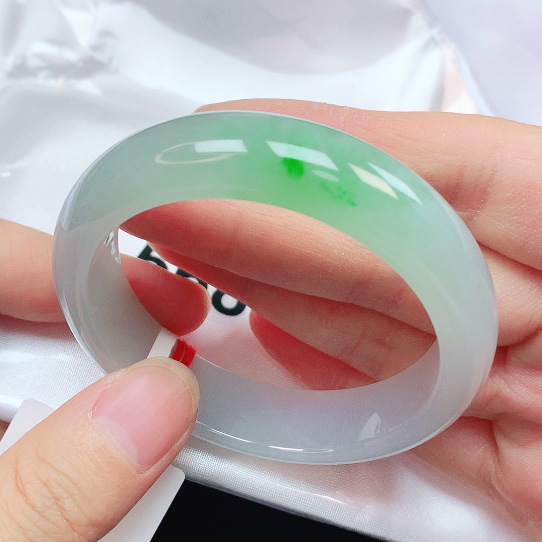 未镶嵌手镯翡翠抖音568