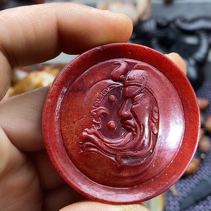 未镶嵌蛇纹石玉颈饰