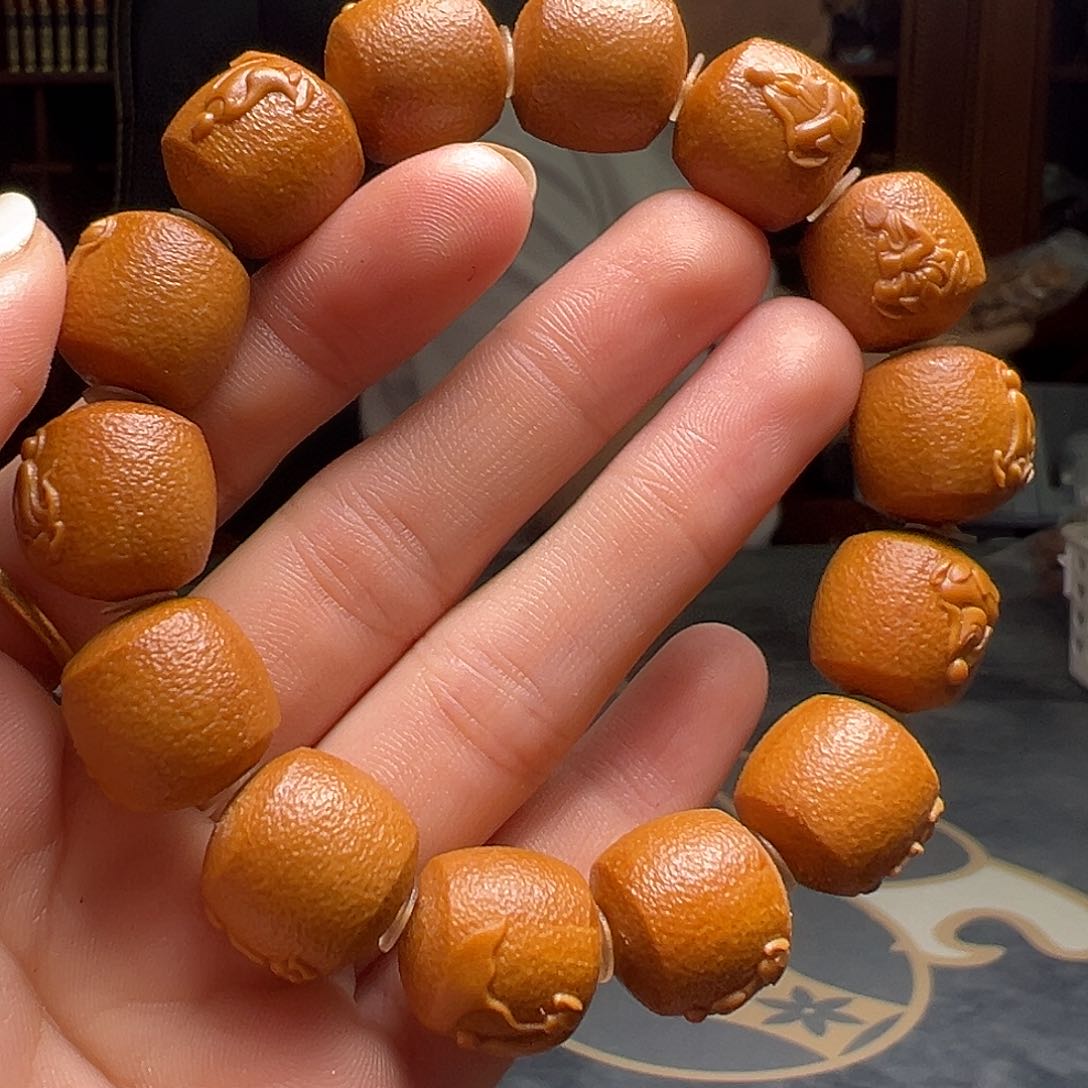 橄榄核吊坠橄榄核