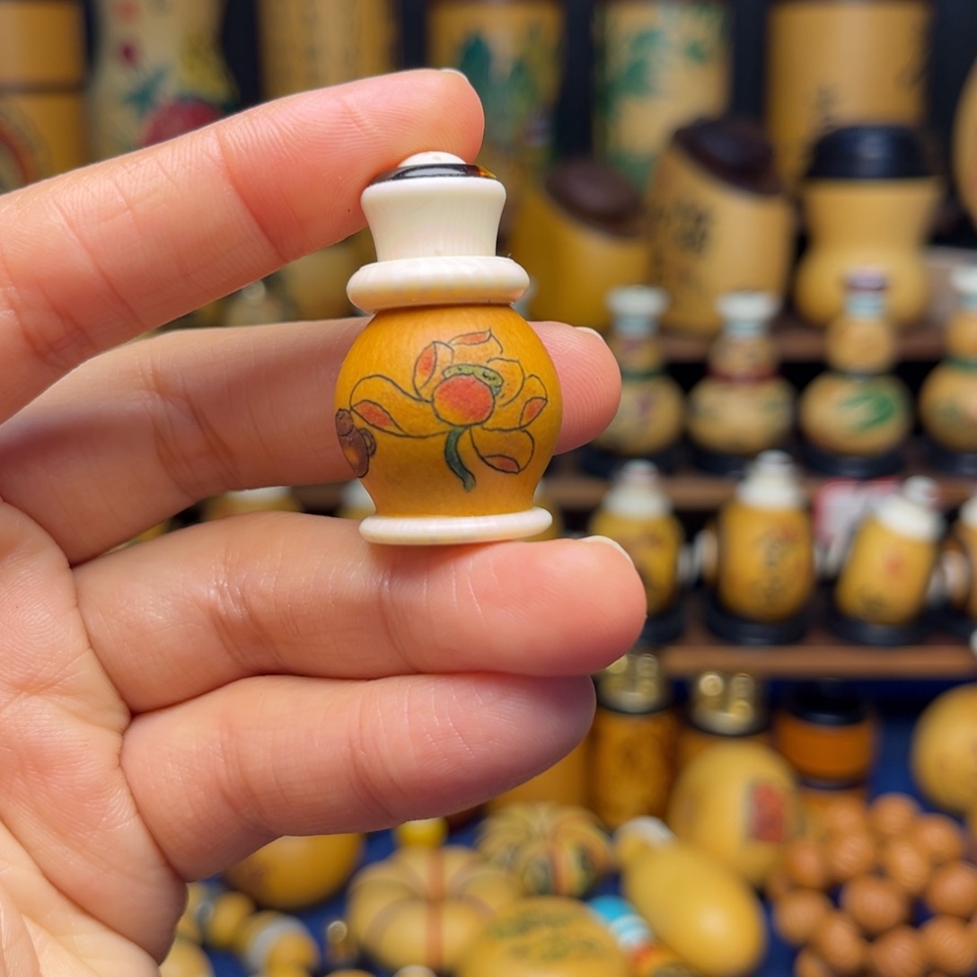 大叶紫檀（黑酸枝木类）