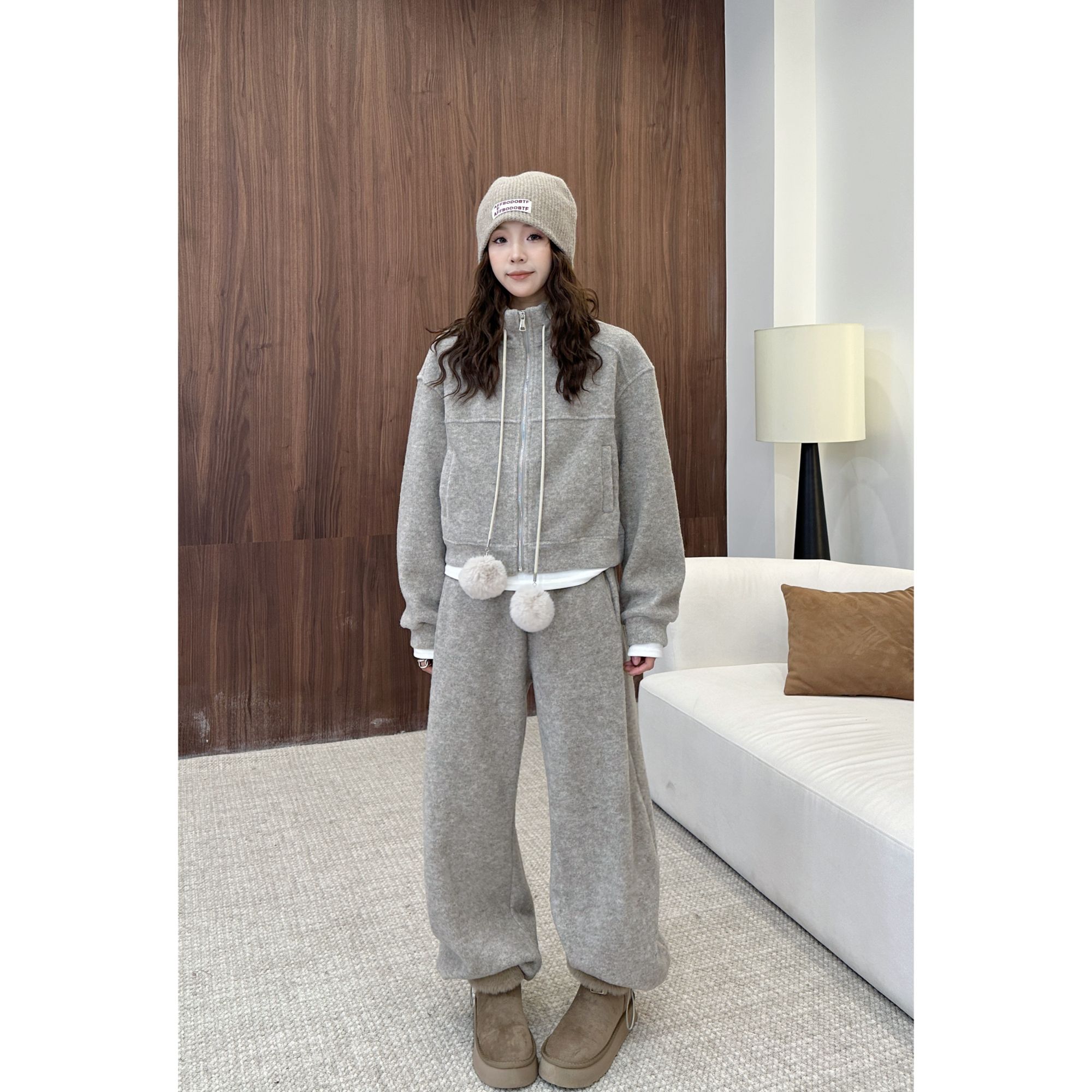 小静静一会【毛球两件套套装】2025冬季新款百搭宽松套装 2511C7911