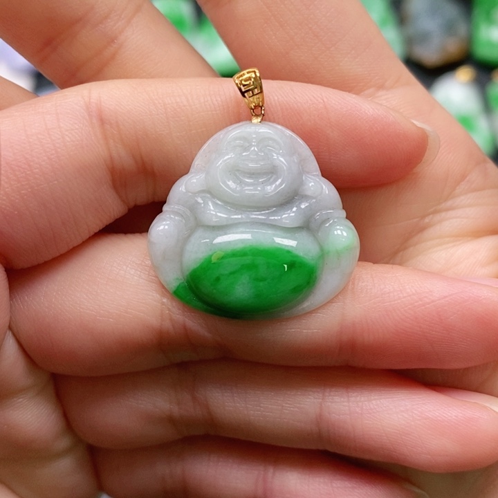 翡翠颈饰未镶嵌吊坠