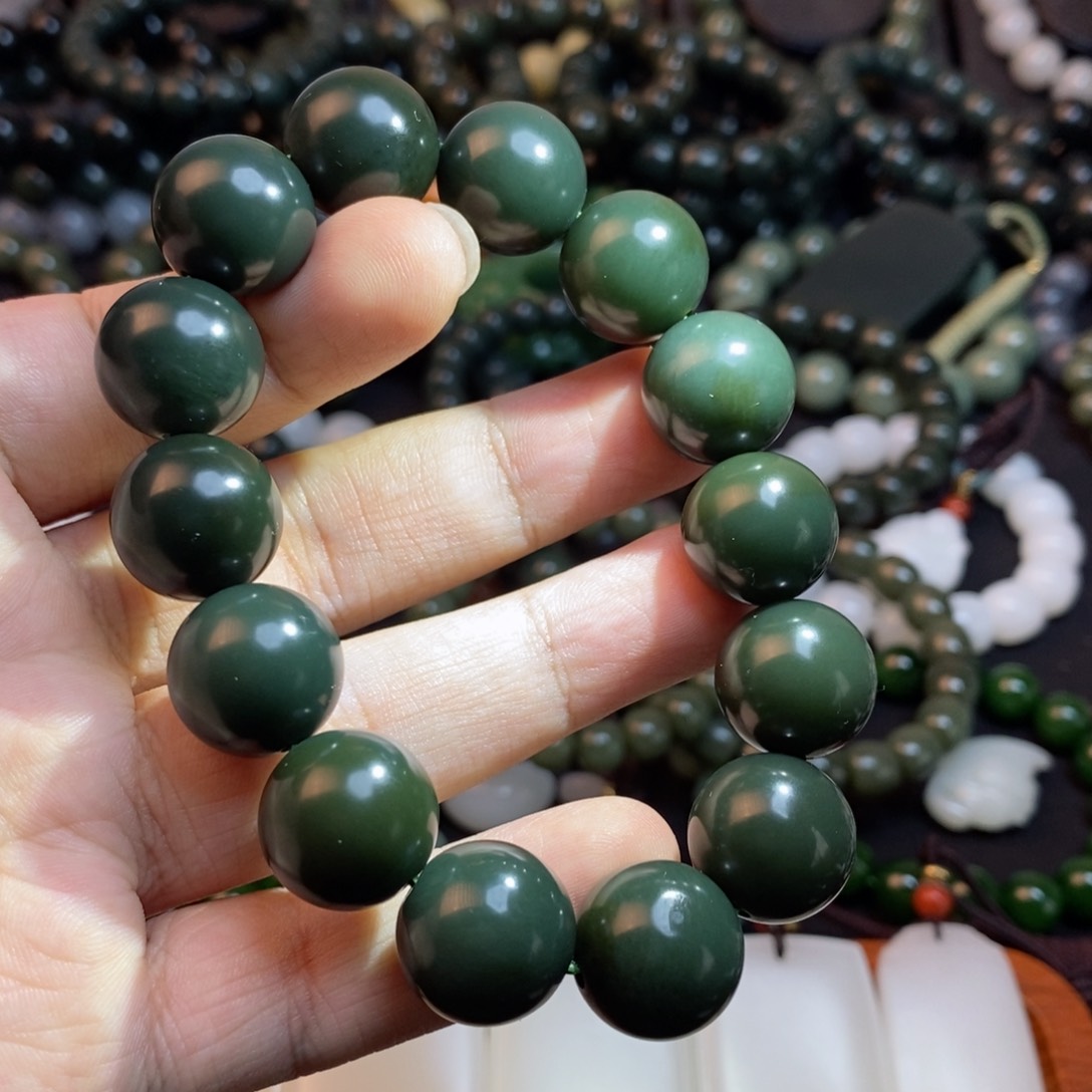 和田玉手串未镶嵌