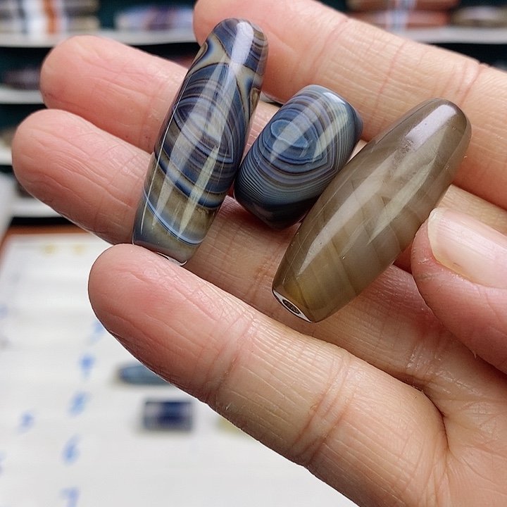 案****玛瑙/玉髓未镶嵌颈饰