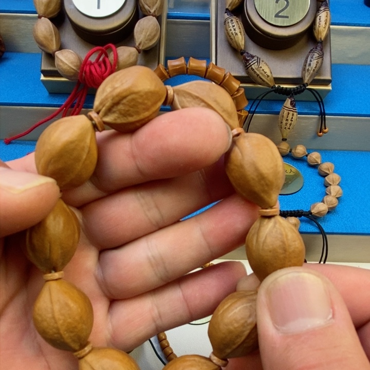 橄榄核手串闪电购1