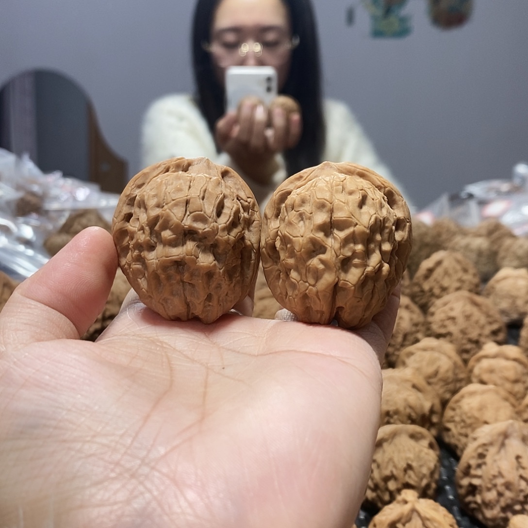 文玩核桃吊坠甲骨文38黄