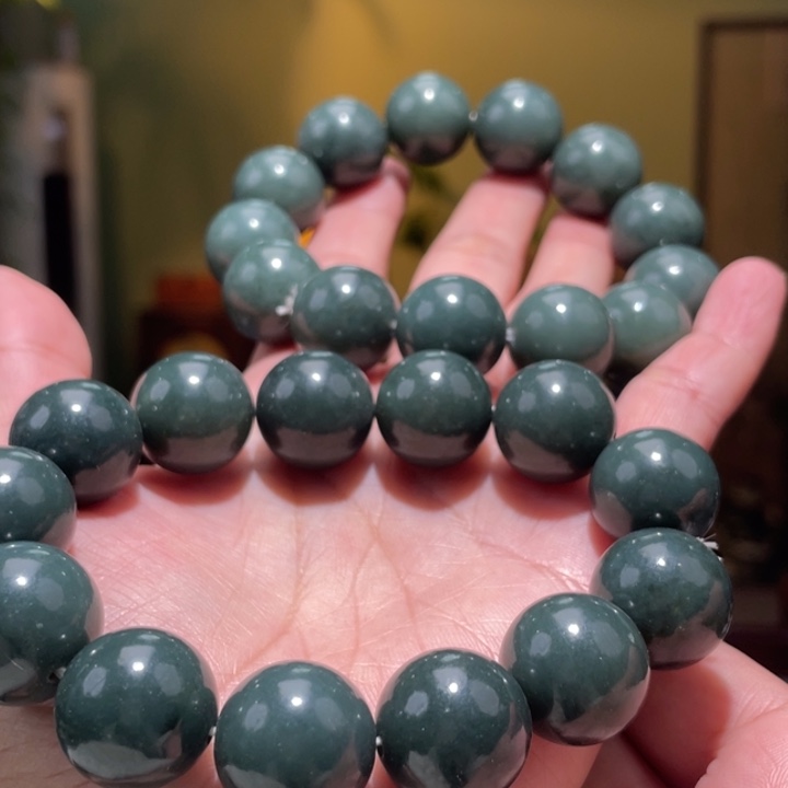 和田玉未镶嵌颈饰多样性发货，发其一