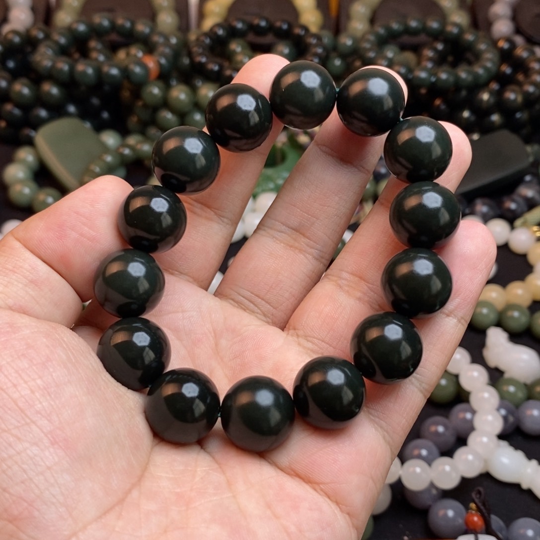 和田玉手串未镶嵌