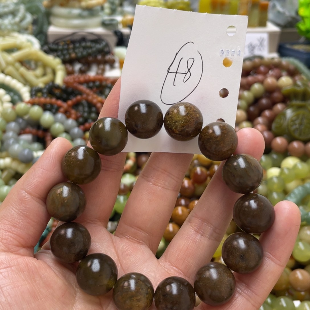 蛇纹石玉手链未镶嵌