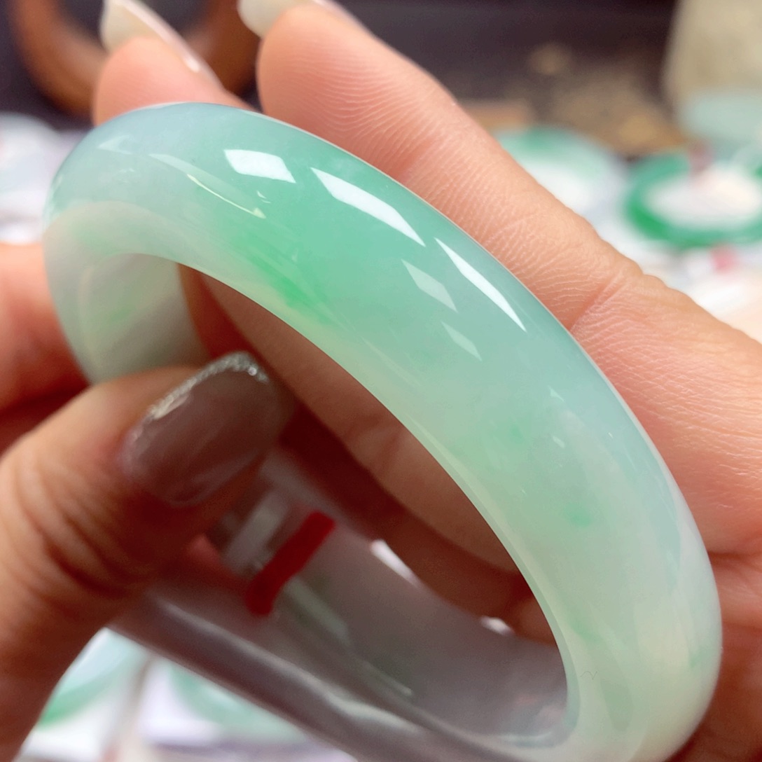 翡翠手镯未镶嵌55正2号88