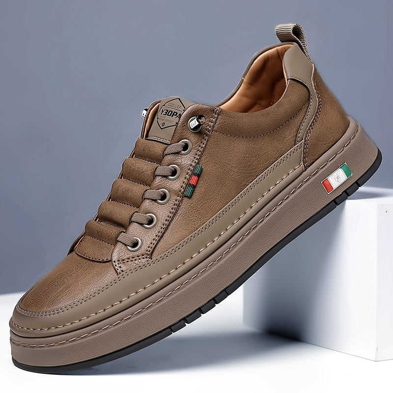 【希爵公牛】新款男士休闲百搭耐穿时尚皮鞋潮流板鞋7081