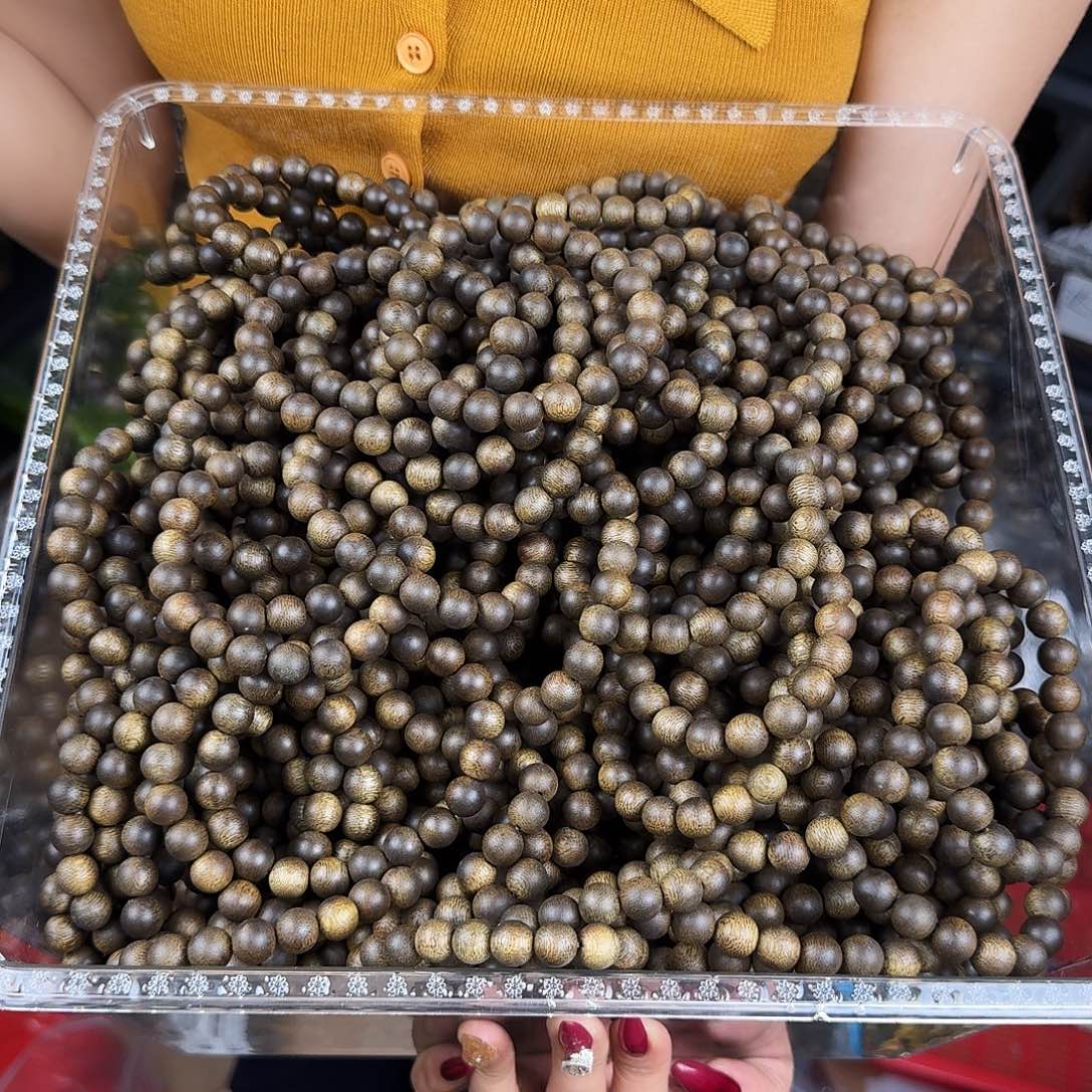 沉香香囊沉香加里曼丹圆珠单圈卡10发一