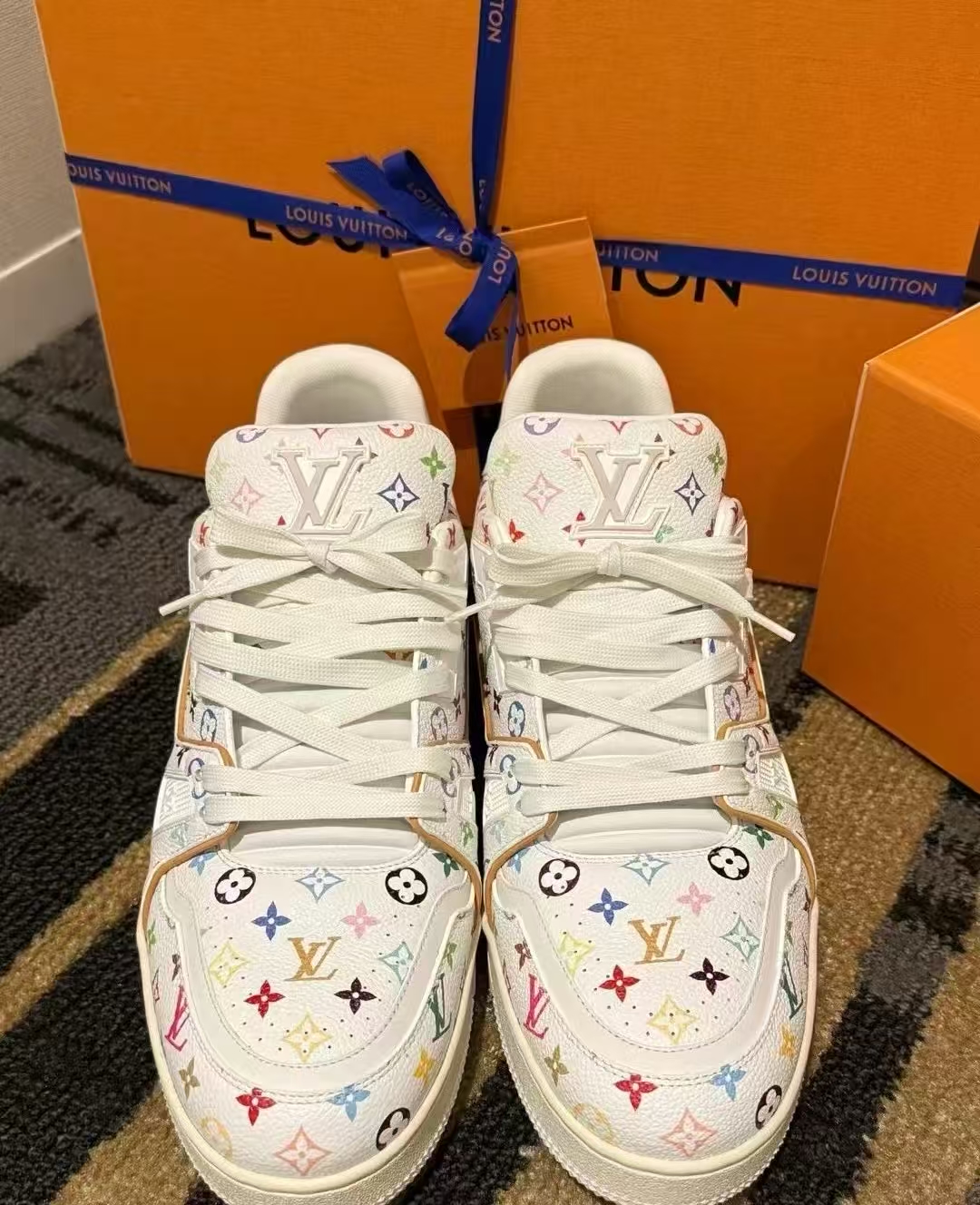 未使用 LouisVuitton/路易威登 Trainer 白三彩 38.5/41码