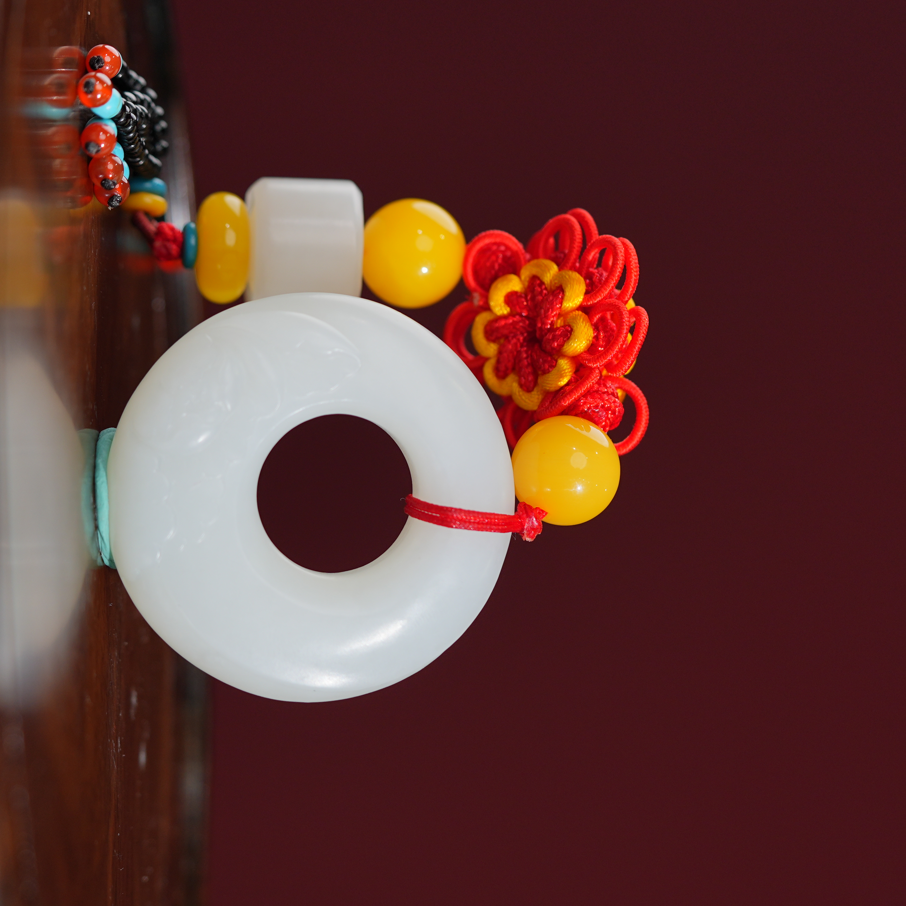 lot8851 和田玉白玉镂空挂坠/云南典藏