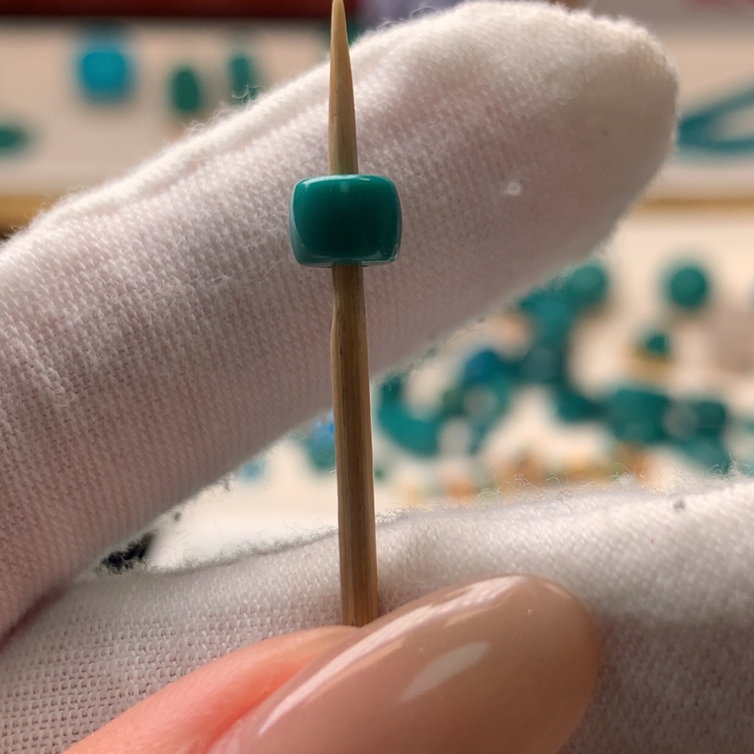 绿松石未镶嵌配饰