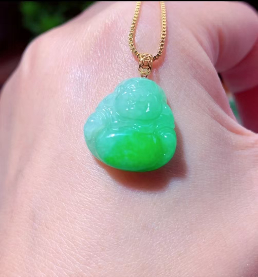 缅甸翡翠18K金镶嵌满绿佛公吊坠（17.3x17.1x5.2）