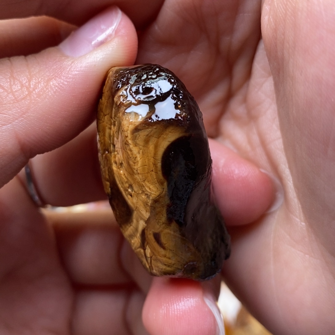 定制琥珀未镶嵌蜜蜡