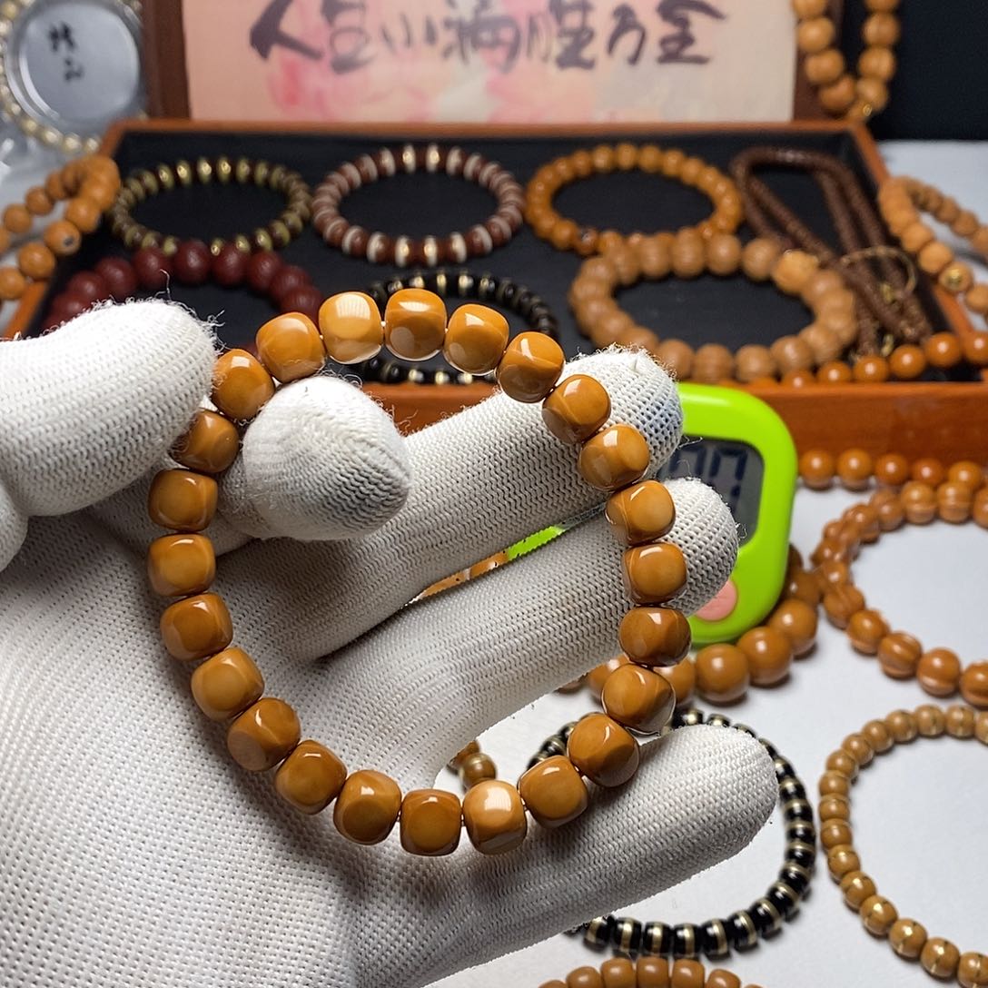 猴头核桃吊坠全品无瑕手工六方