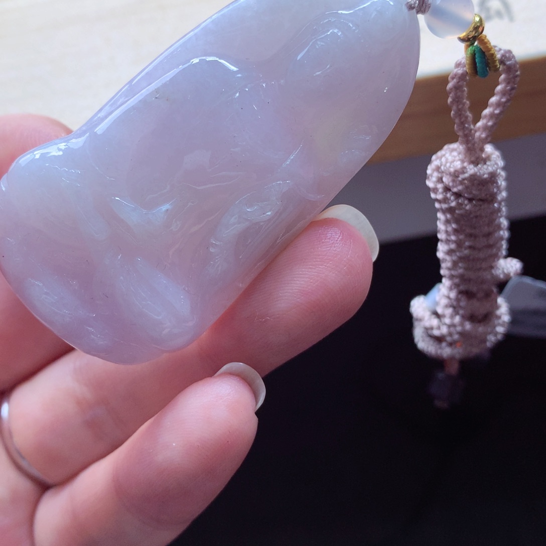 翡翠颈饰未镶嵌吊坠