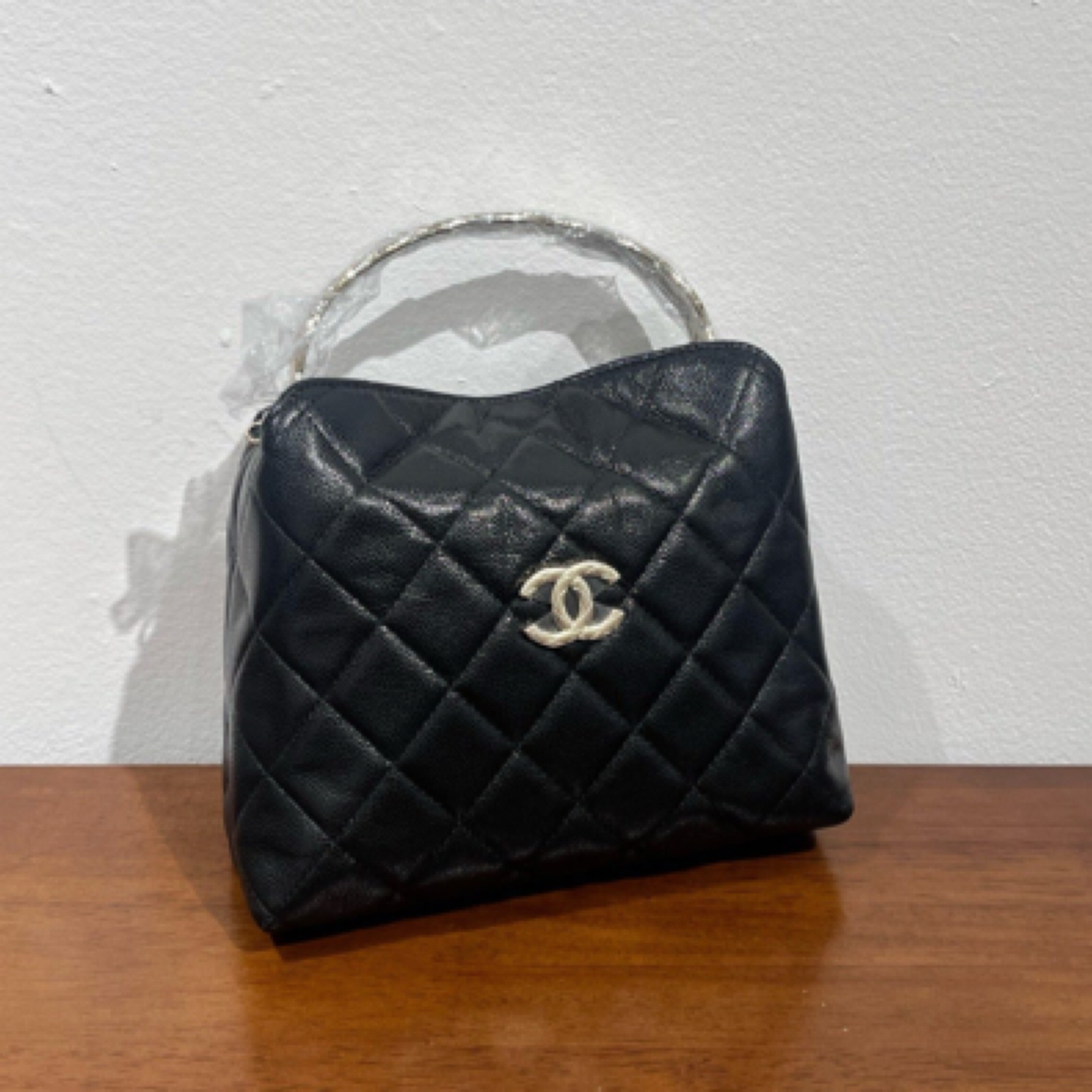 99新 Chanel/香奈儿 25S黑金荔枝牛手柄饭盒单肩斜挎包
