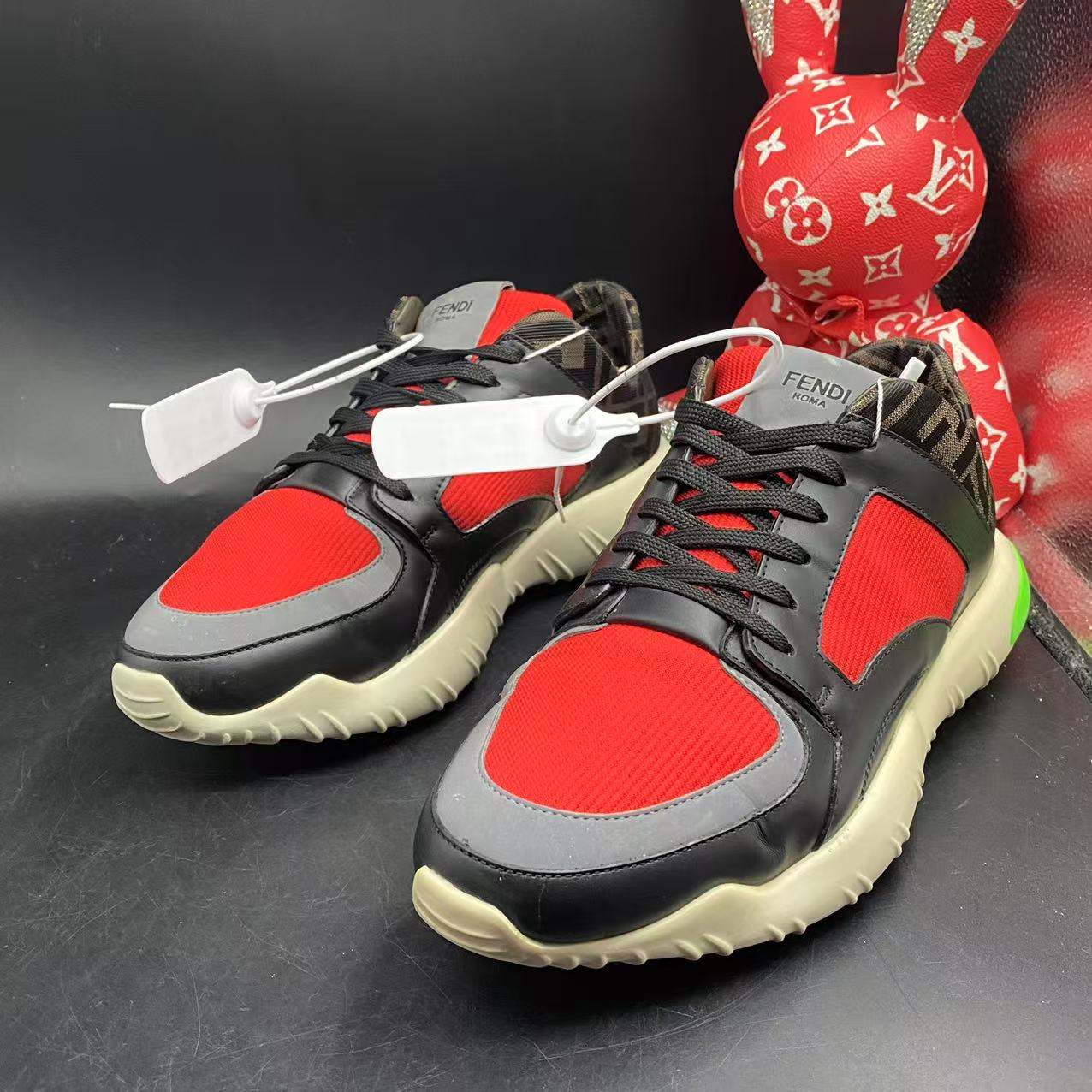 95新 FENDI/芬迪 【聚星福利】多色拼接厚底软底鞋41欧码kke020