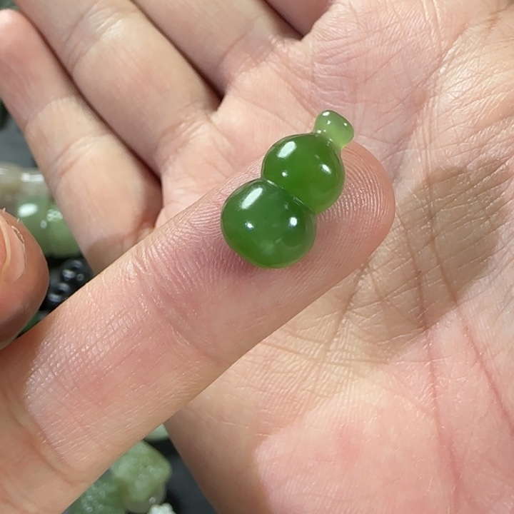 和田玉未镶嵌颈饰福利