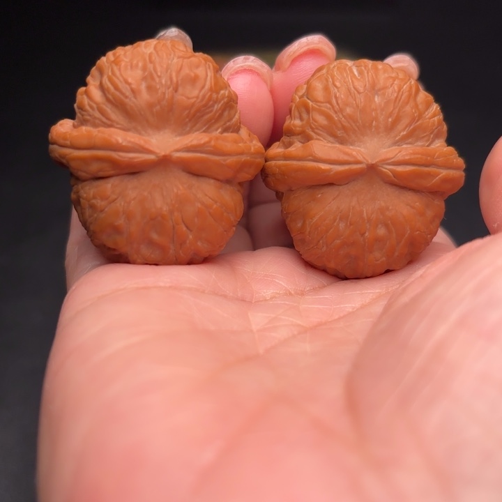 吊坠桃核38元宝狮子头