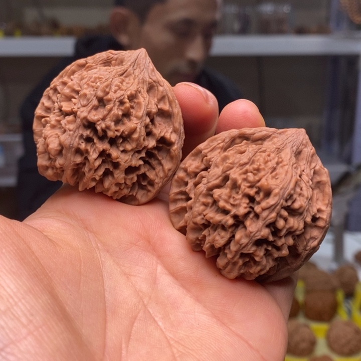 文玩核桃吊坠文玩核桃满天星43～