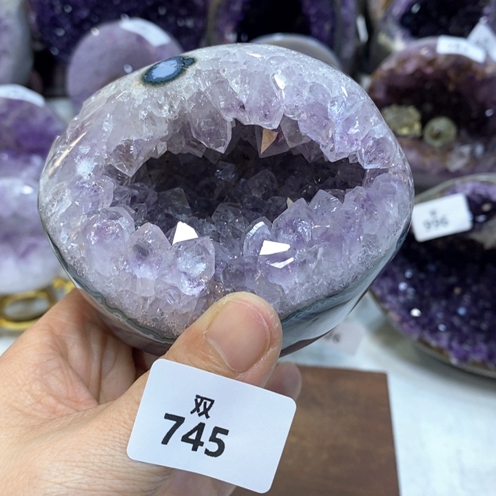 水晶大型摆件（非配饰）未镶嵌