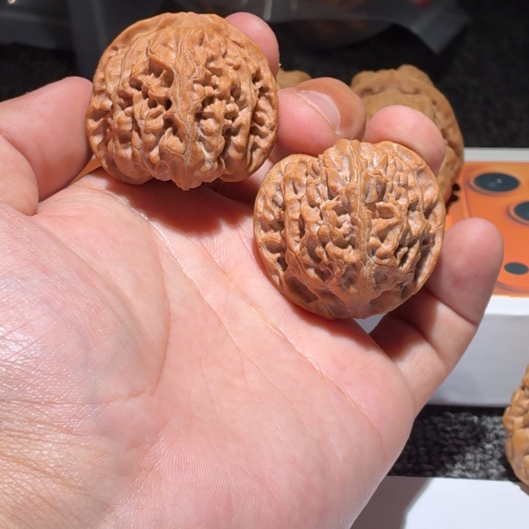 飞***天吊坠猴头核桃4688754566