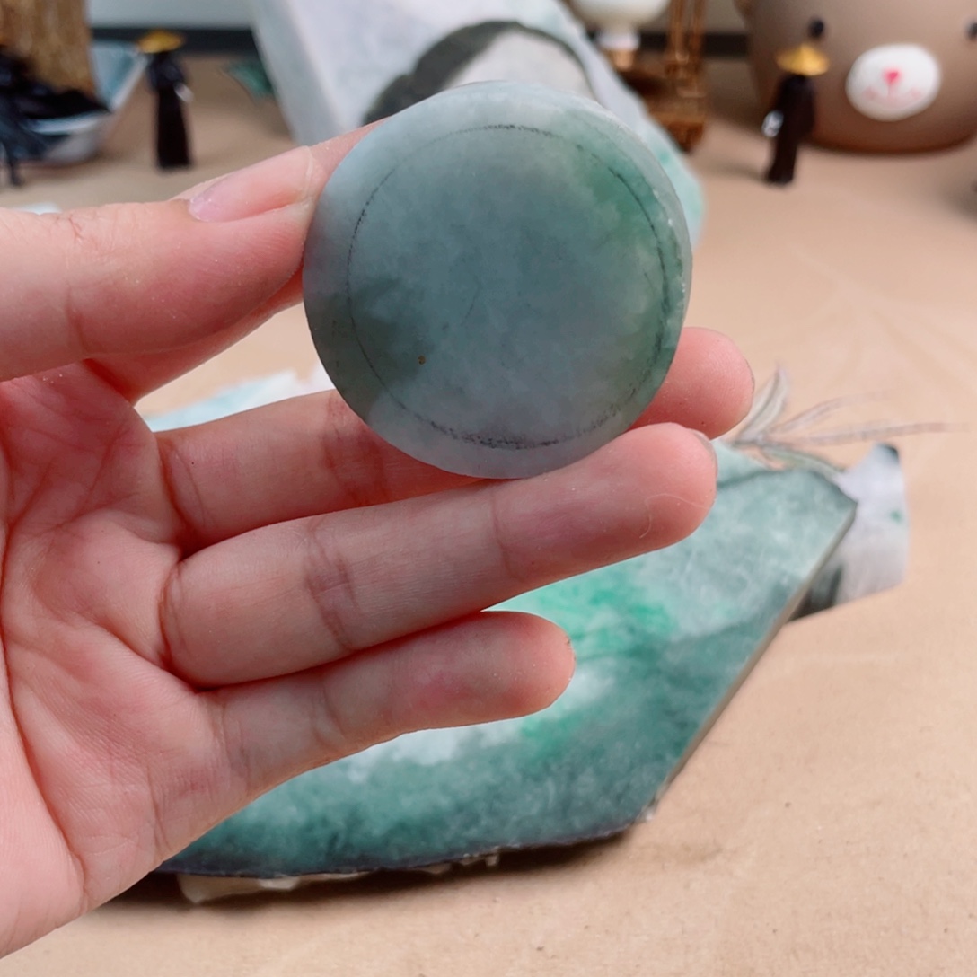 翡翠未镶嵌颈饰938