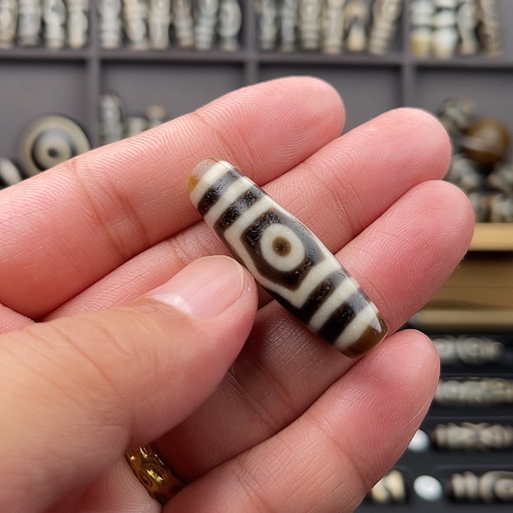 玛瑙/玉髓颈饰未镶嵌上肯台珠玛瑙条纹