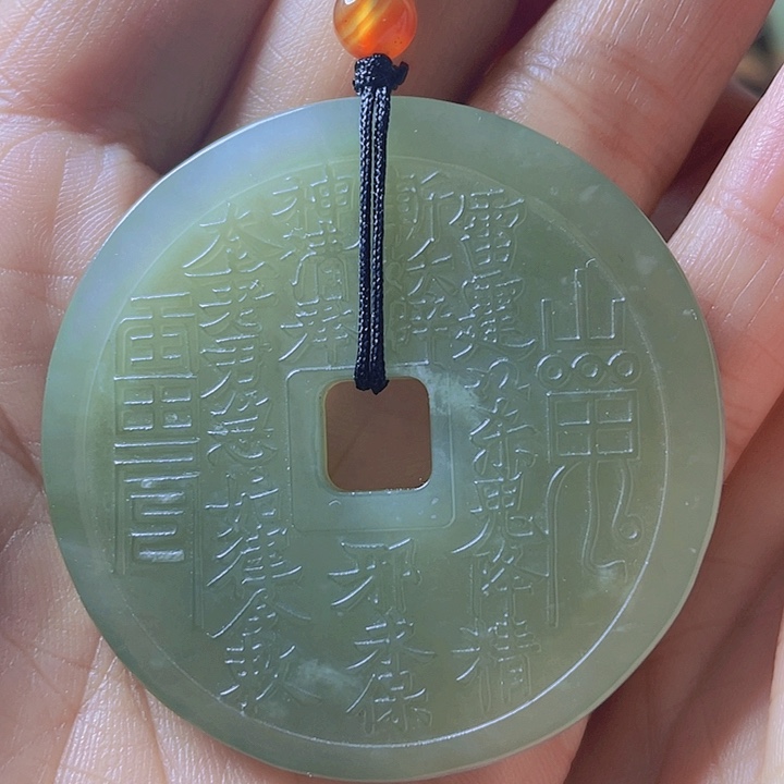 未镶嵌手链岫岩河磨玉（透闪石质玉）