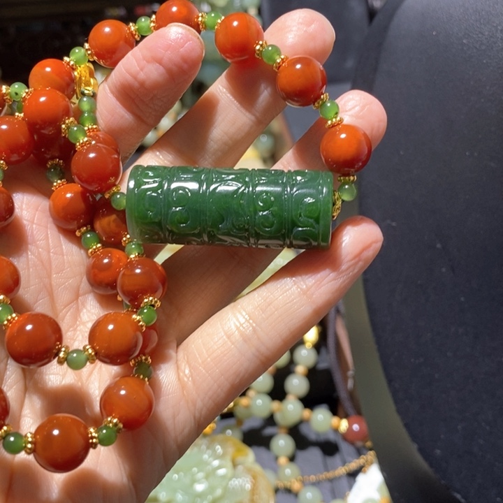 和田玉颈饰未镶嵌