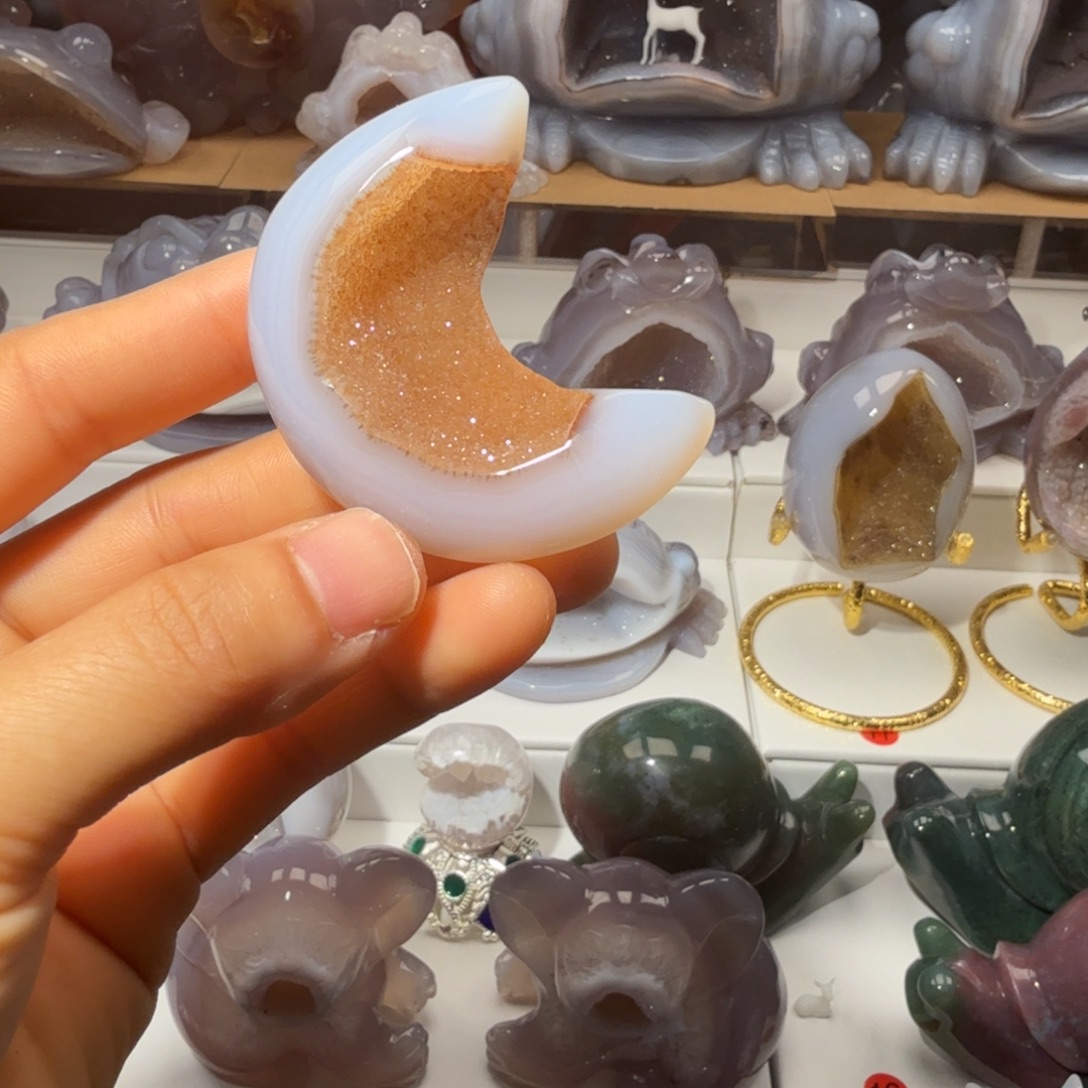 玛瑙/玉髓未镶嵌摆件