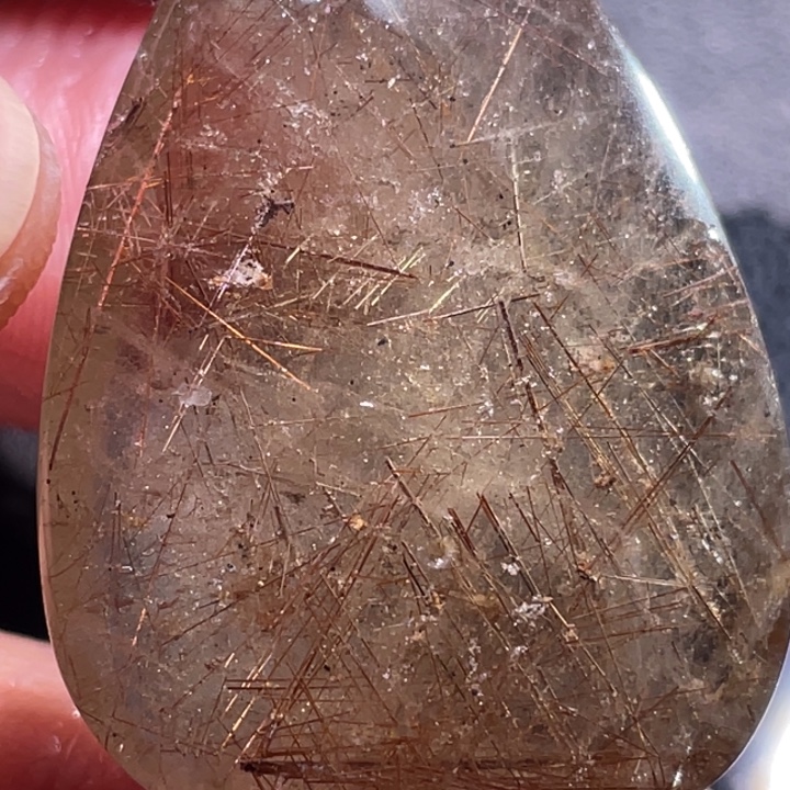 十***1发晶未镶嵌颈饰钛