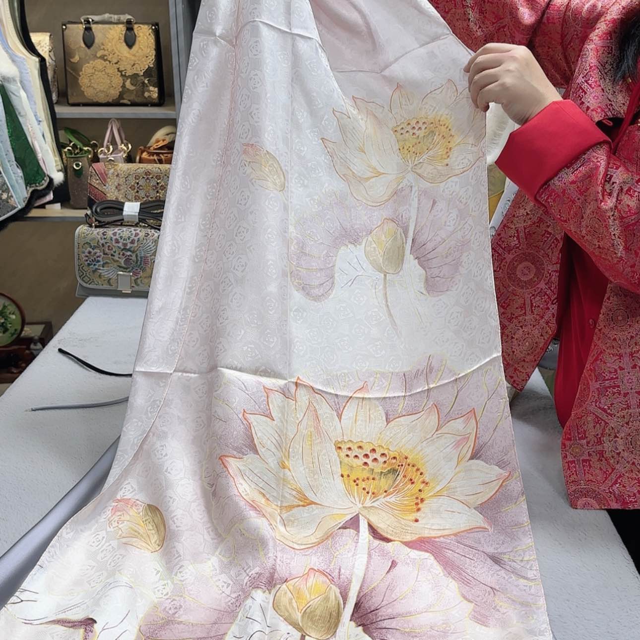 【闪购商品】织绣非遗传承的重要载体之一就是