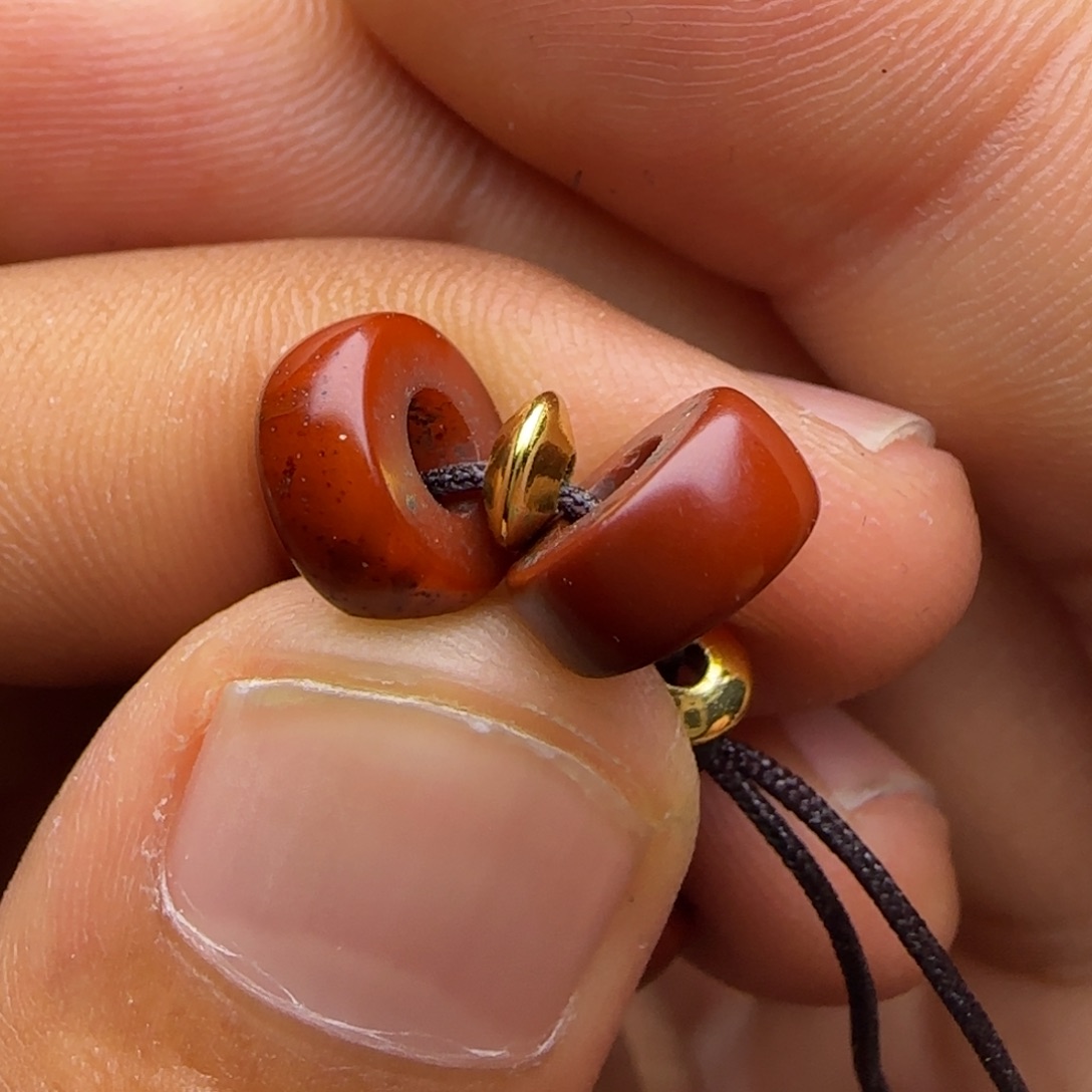 琥珀裸石未镶嵌cjcjfufycugj