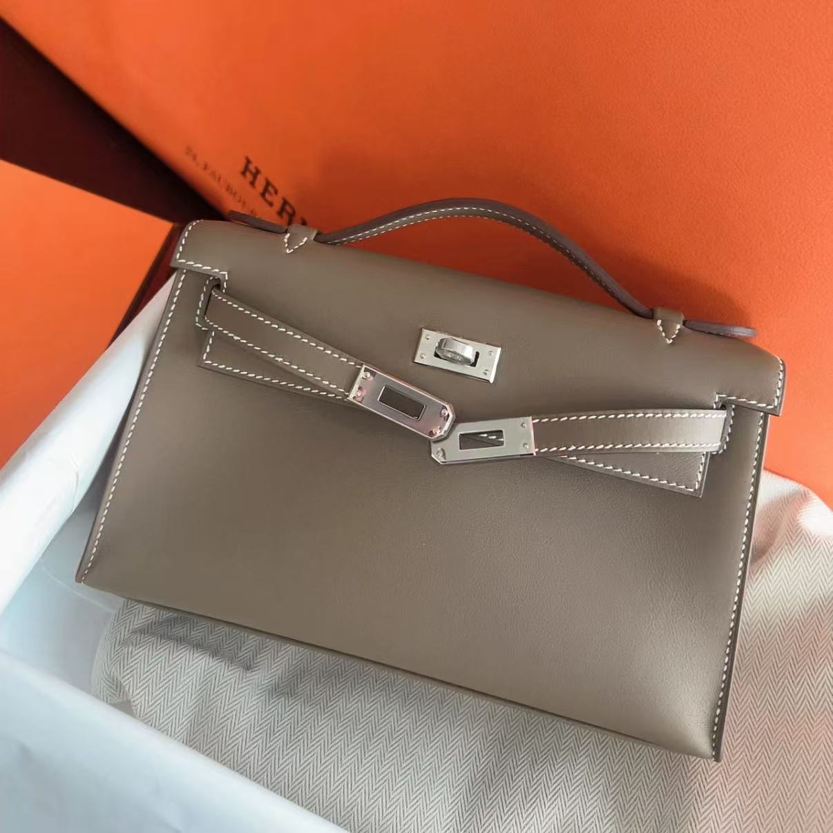 99新 Hermes/爱马仕 minikelly一代大象灰 银扣 S皮 X刻