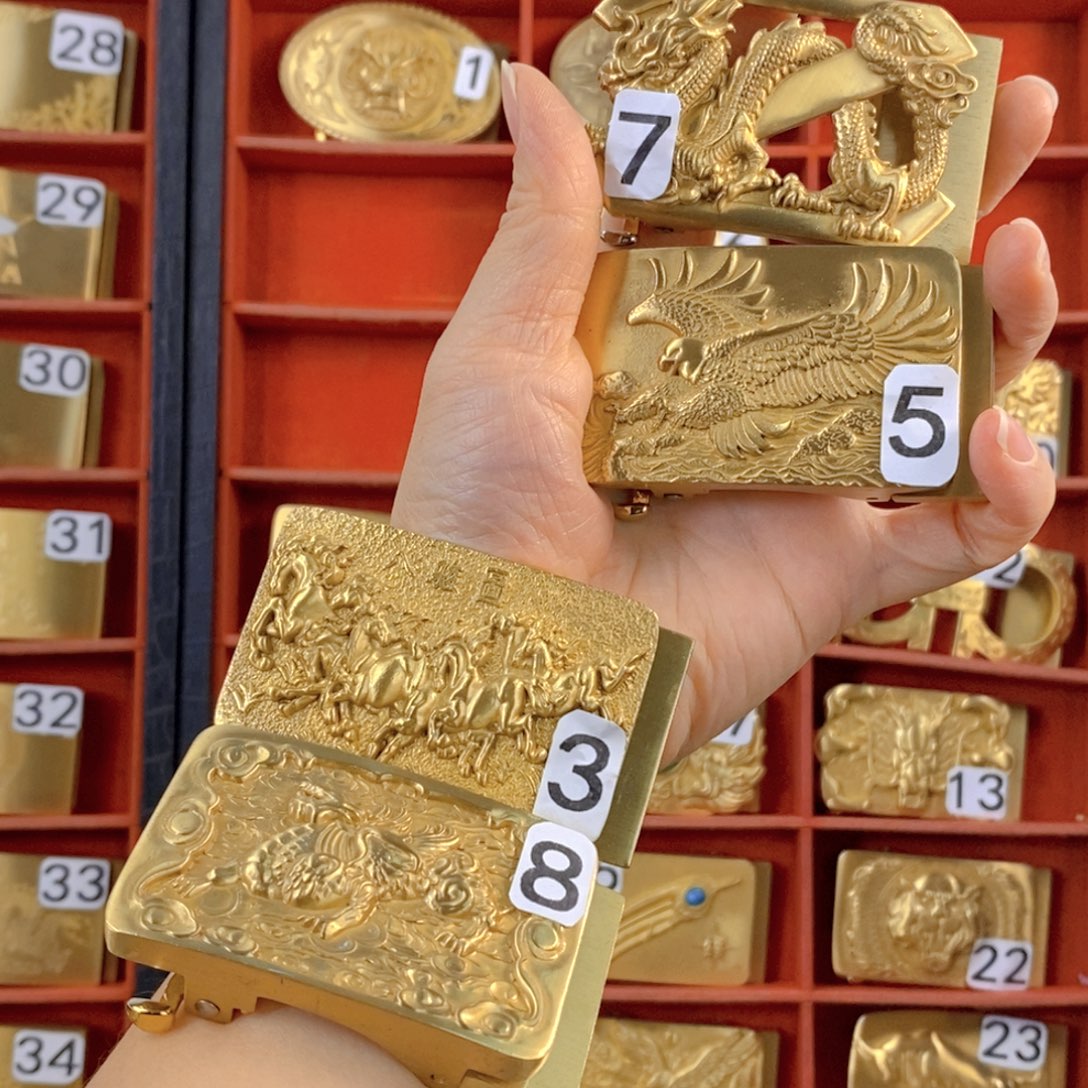 图片款4个扣头，加2条腰带黑色115