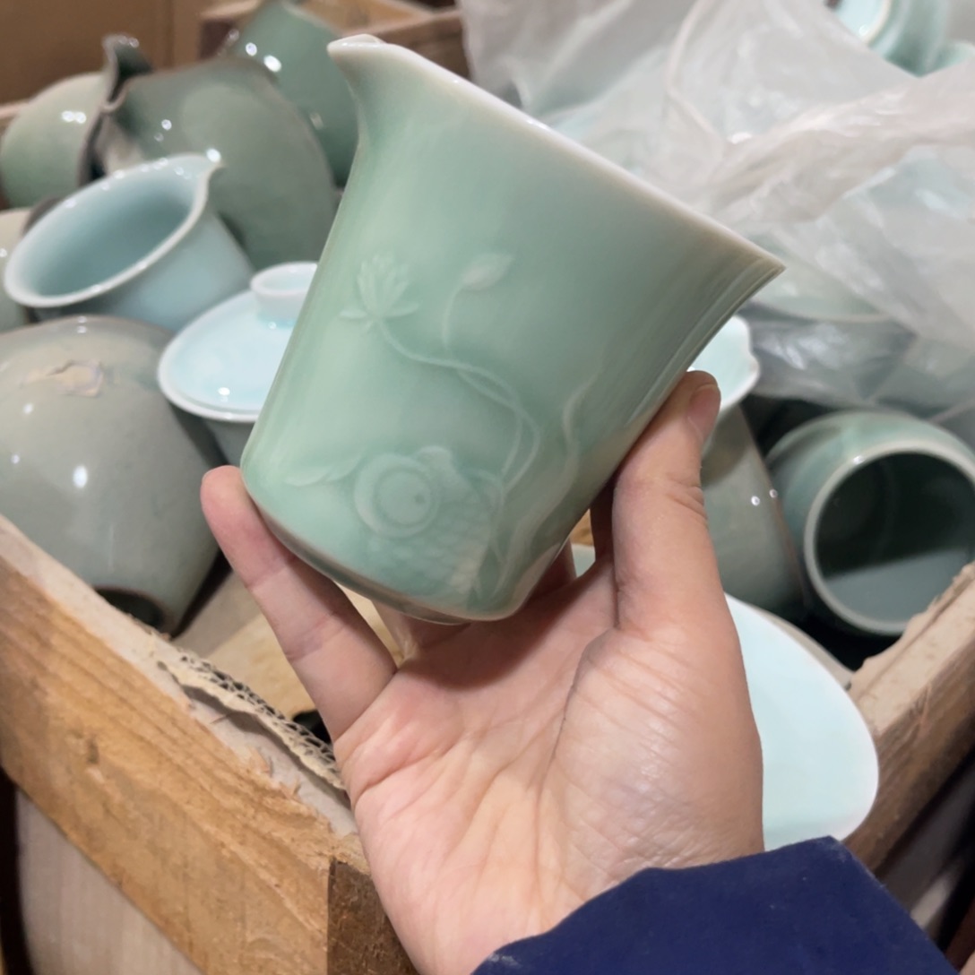 瓷片哈哈哈哈哈哈哈