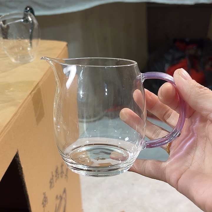 橙然紫把。            