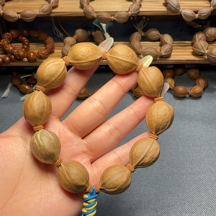 @***o橄榄核手串梅林铁核三花鲨鱼背