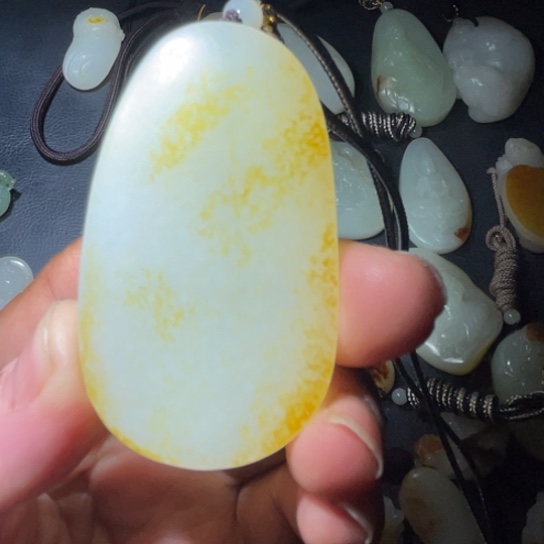 和田玉挂件未镶嵌王*