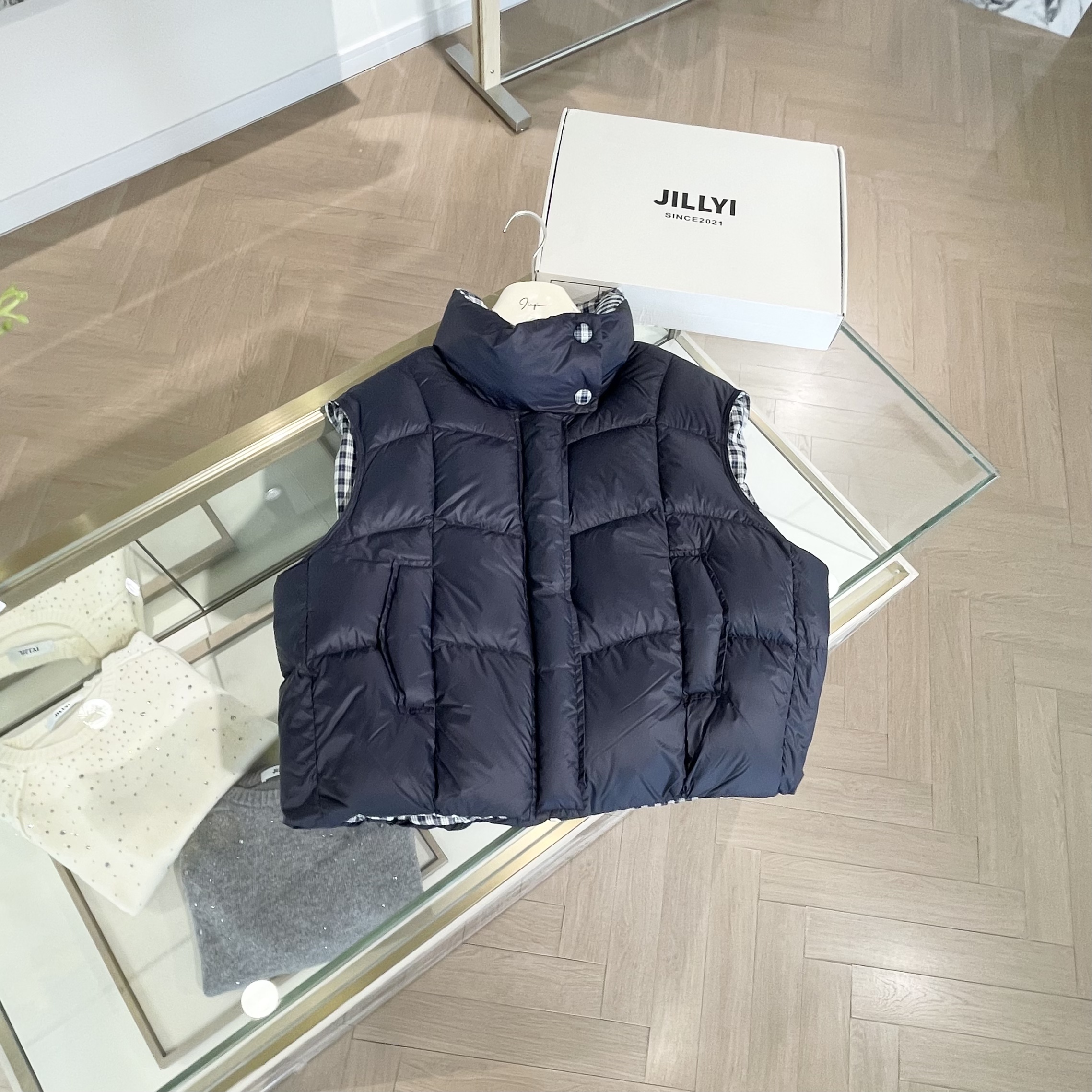 jillyi【英格兰冬季】深蓝色格子内里时尚百搭休闲风马甲