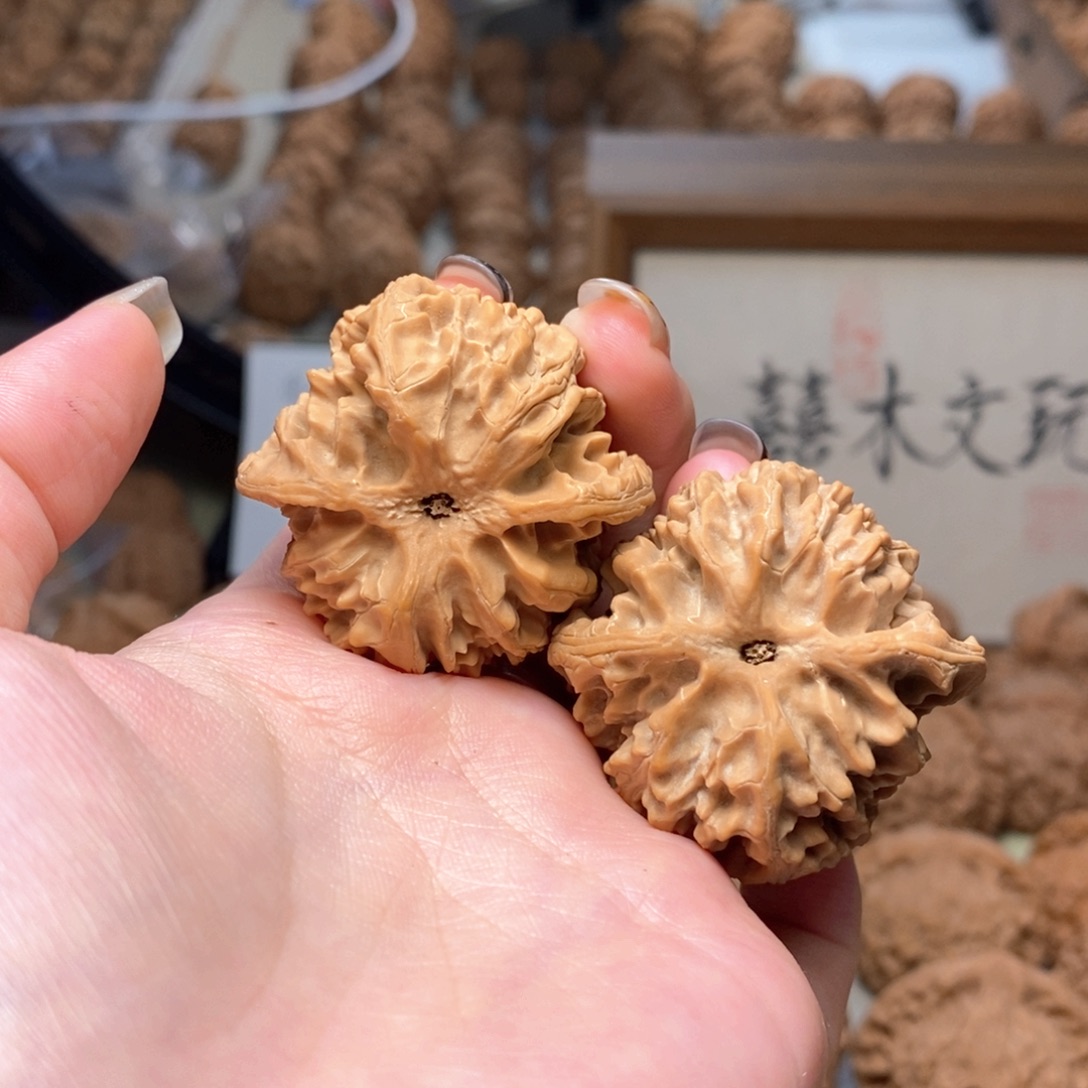 文玩核桃把件苹果