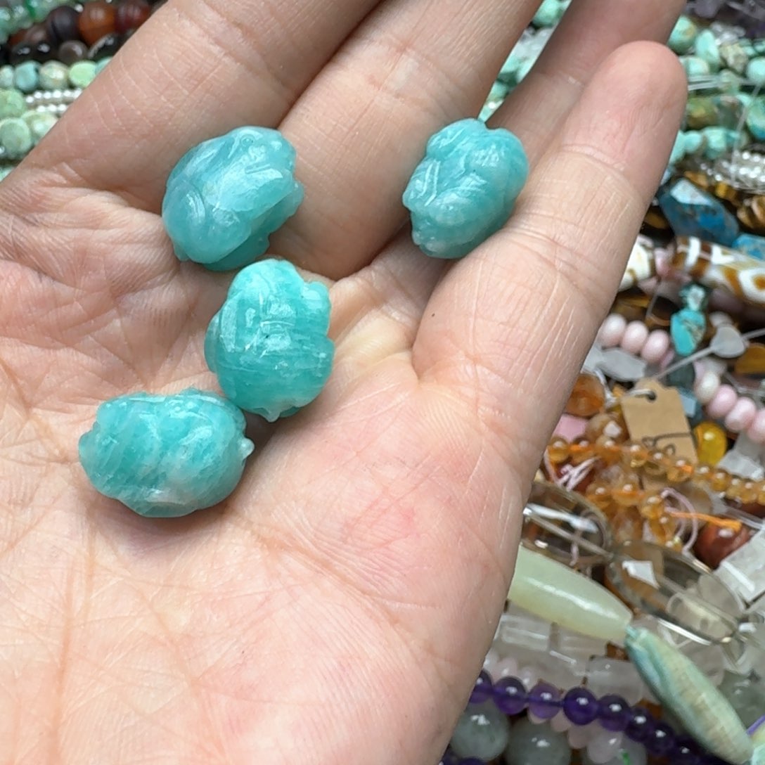 合金玛瑙/玉髓珠宝半成品一个12x17mm天河石兔子吊坠