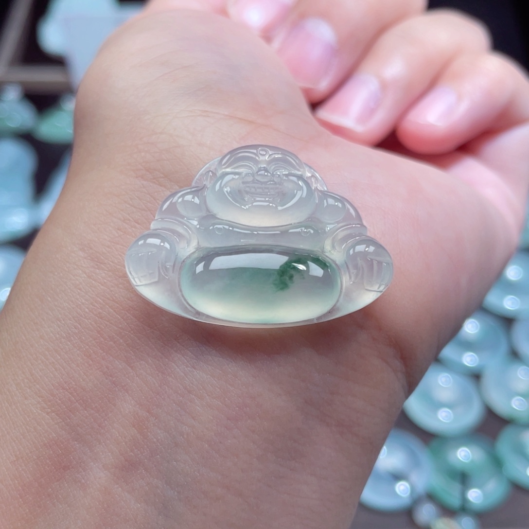 颈饰未镶嵌翡翠佛公