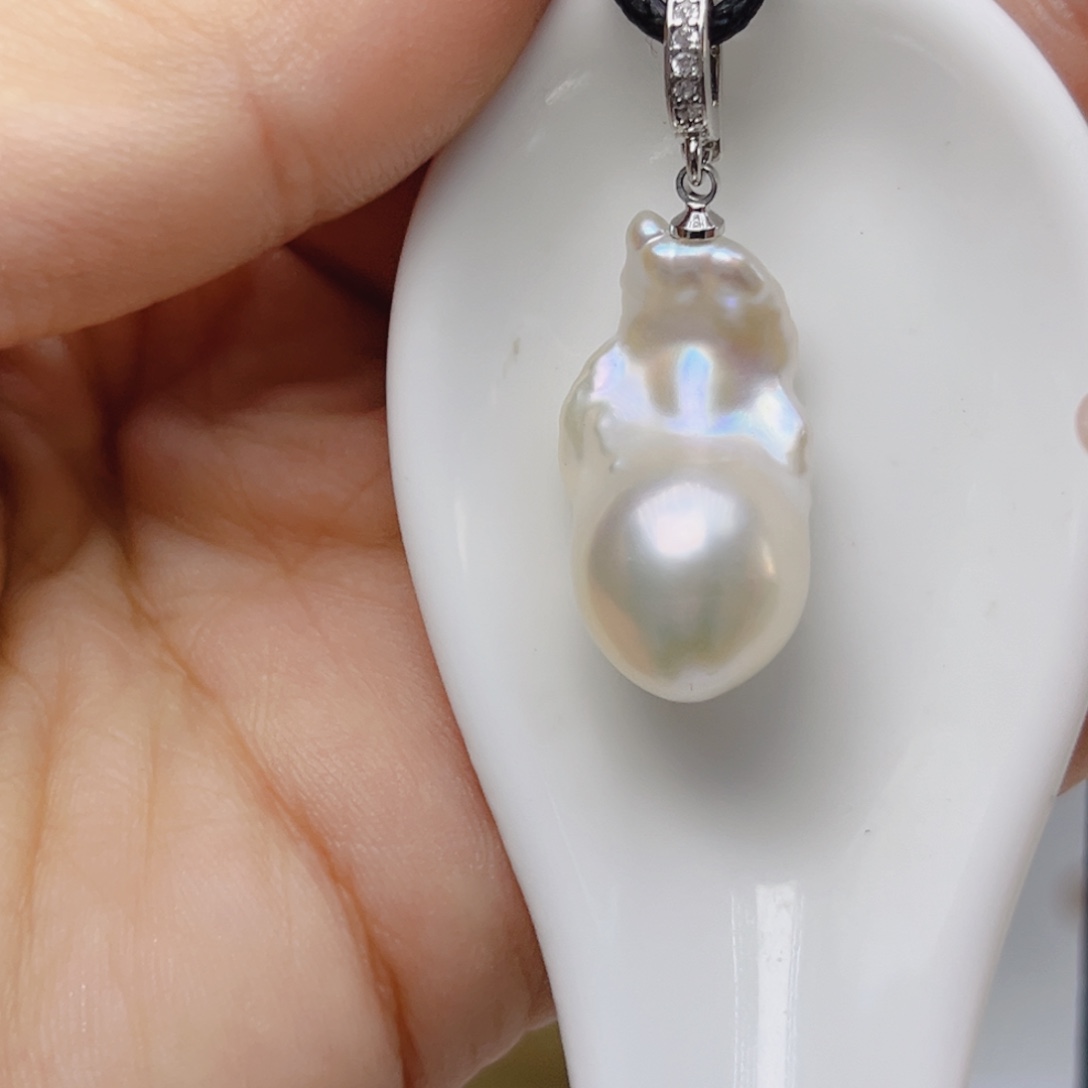 颈饰未镶嵌淡水珍珠