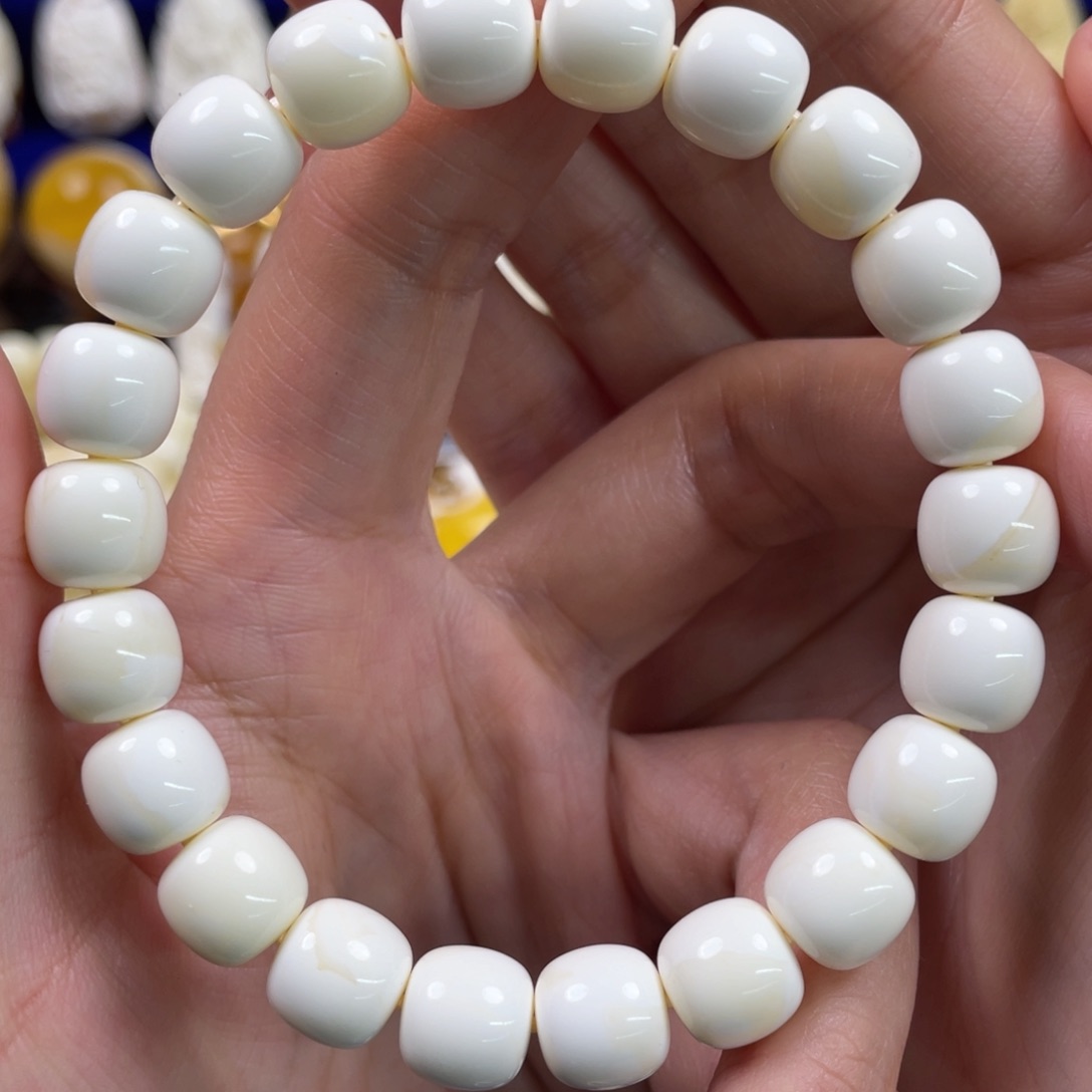 蜜蜡裸石未镶嵌琥珀蜜蜡